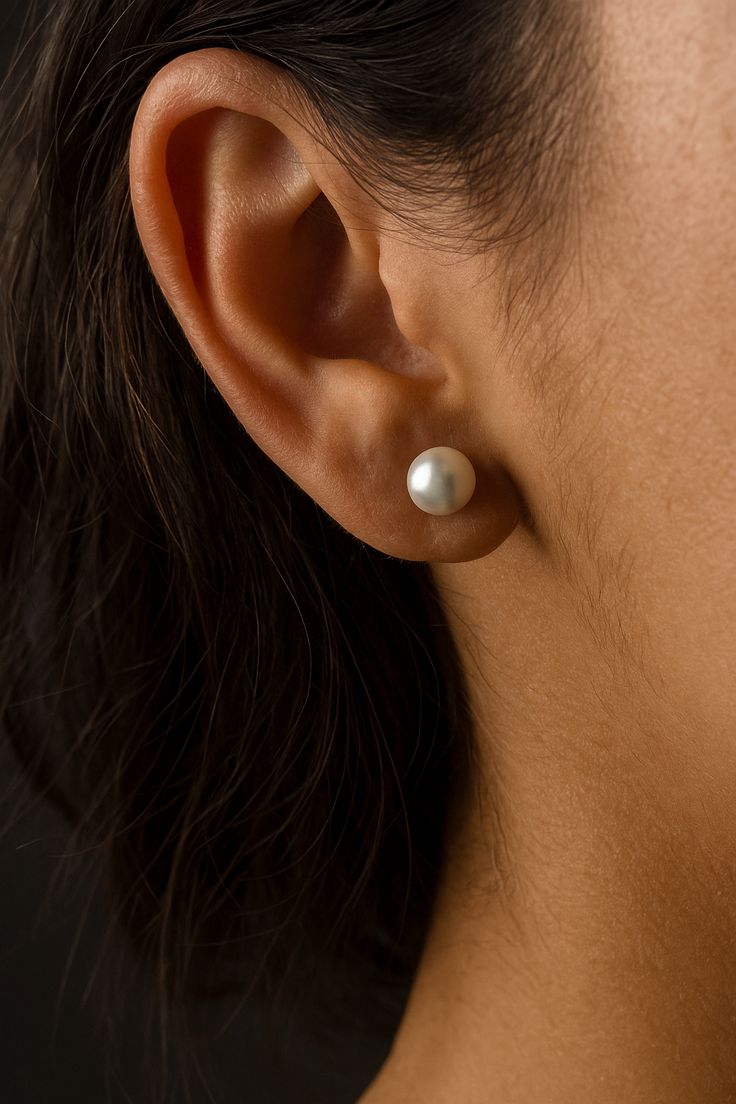 Pearl studs
